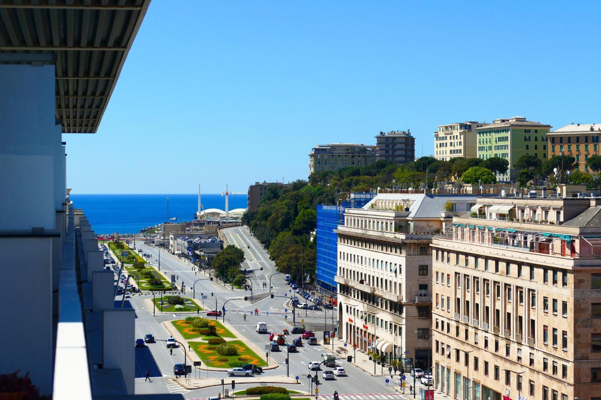 제노바 Attico Luxury Con Parcheggio E Terrazza Vista Mozzafiato 아파트 외부 사진