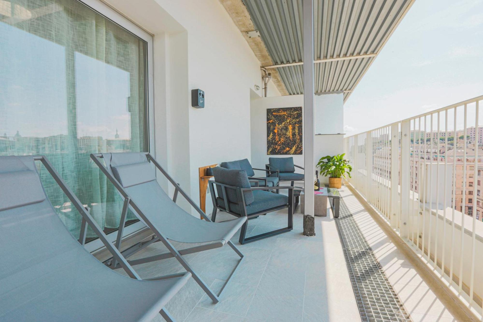 제노바 Attico Luxury Con Parcheggio E Terrazza Vista Mozzafiato 아파트 객실 사진